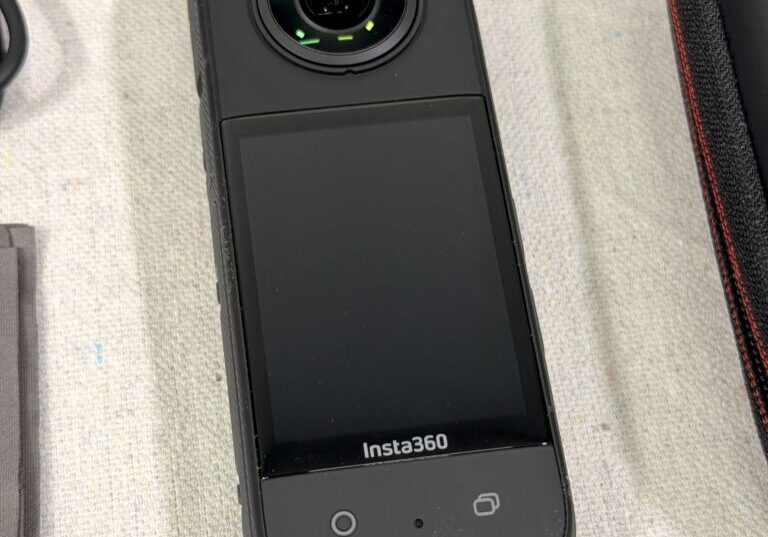 Insta360 02